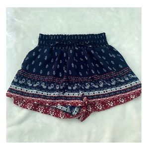 Patterned print shorts
